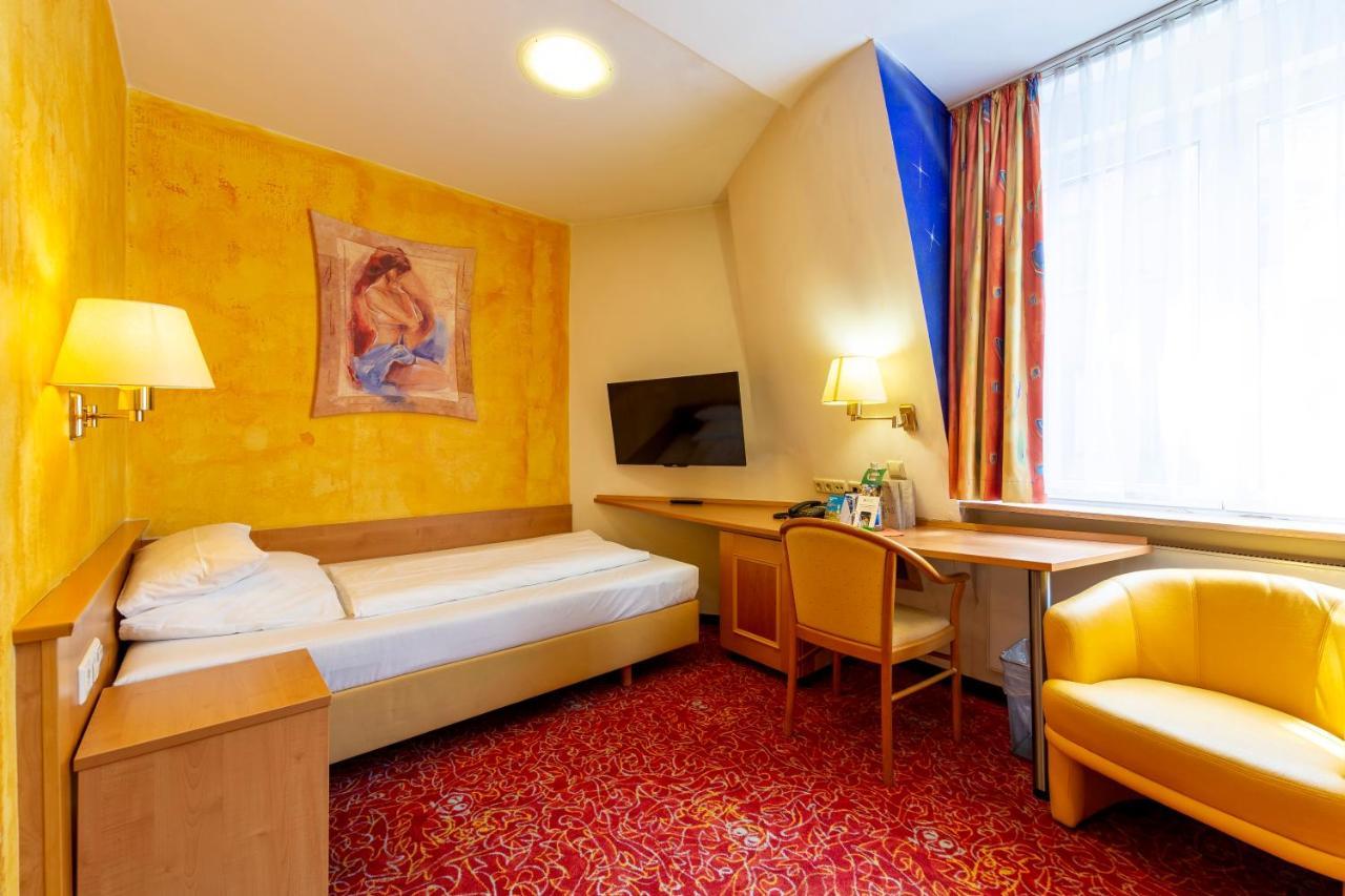 Allvitalis Traumhotel Karlsruhe Dış mekan fotoğraf